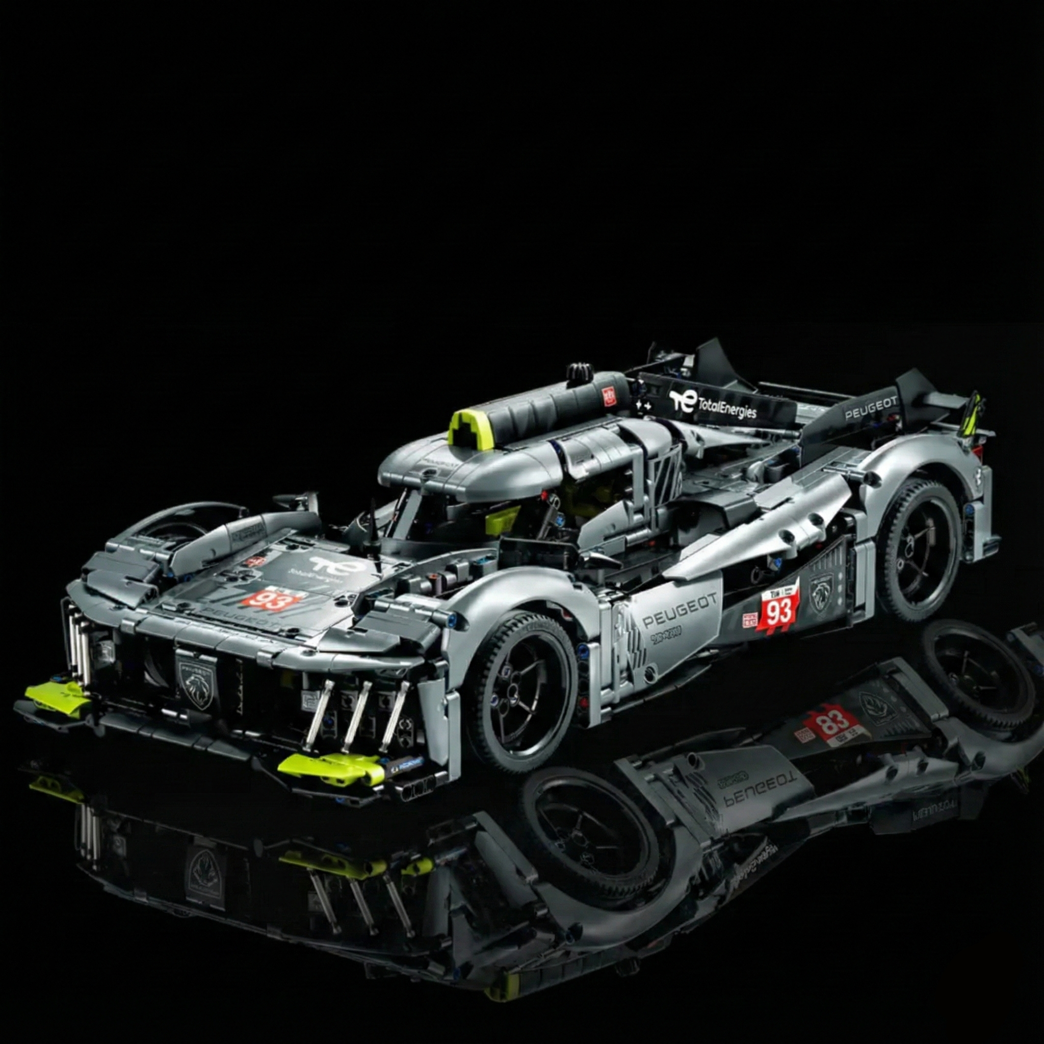 Peugeot 9x8 LeMan Hybrid Hypercar (1775 pieces)